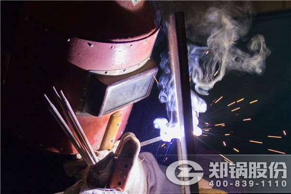 尊龙凯时人生就是搏股份举行铆焊工手艺交锋竞赛