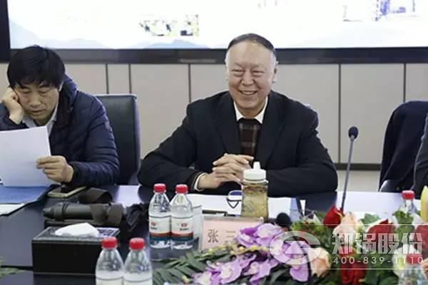 尊龙凯时人生就是搏股份焊接手艺巨匠事情室项目迎接市级评审