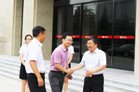 河南省商务厅副厅长张雷明莅临尊龙凯时人生就是搏调研 -3