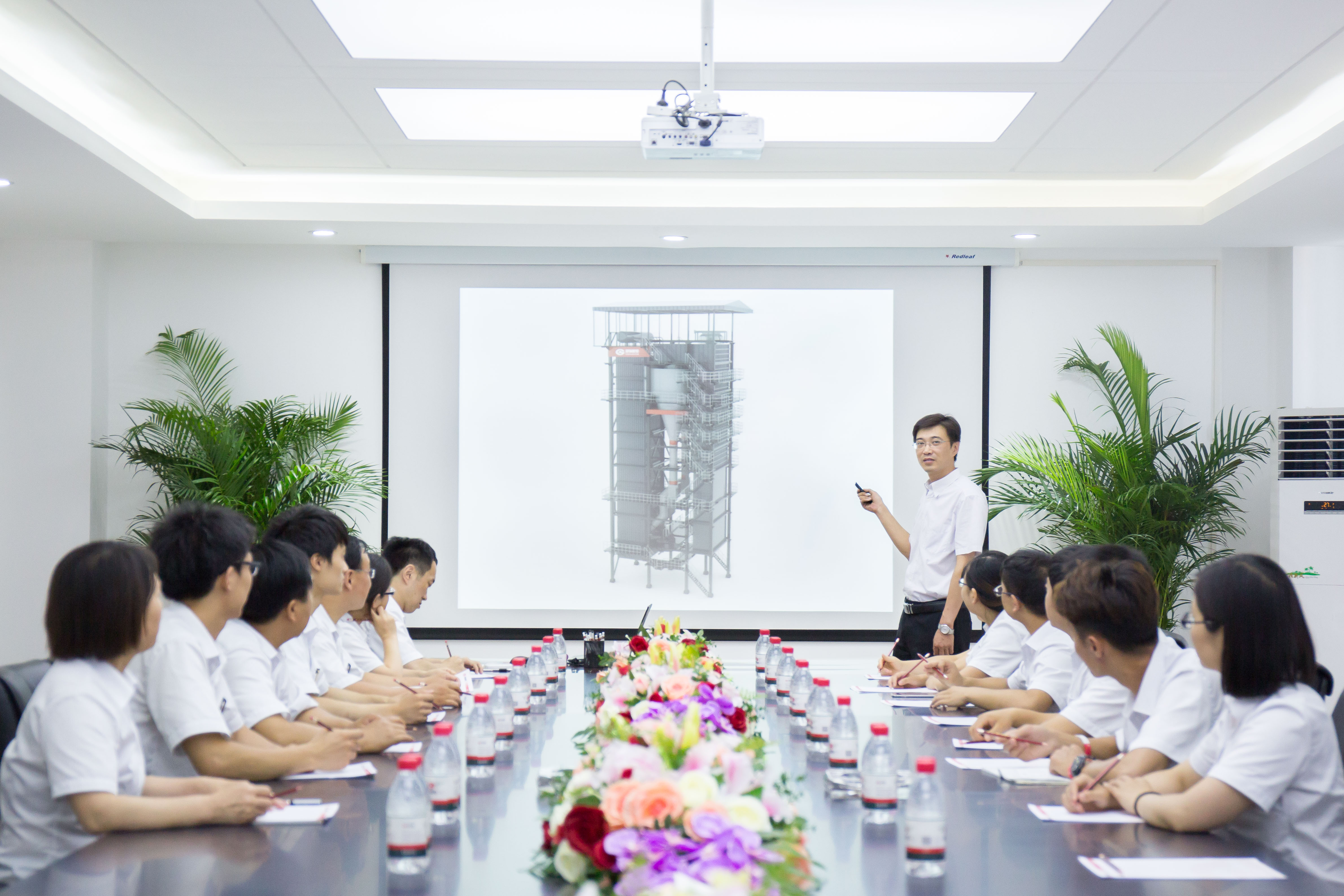 尊龙凯时·人生就是搏(中国集团)官网首页